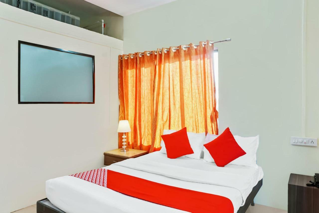 Oyo 29156 Nisarg Holiday Resort Ambli Exterior foto